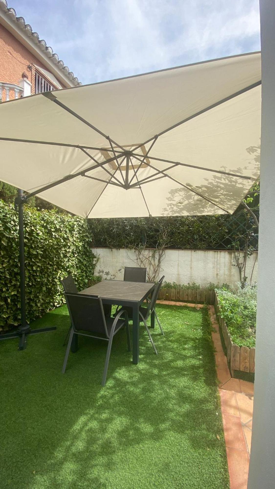 Comfort Breather - El Laurel Granada Exterior foto
